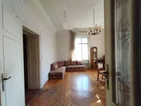 Недвижимость Трехкомнатная квартира в Центре: 14