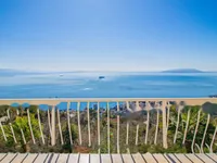 Недвижимость Двухкомнатная квартира Центр: 2