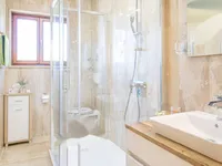 Недвижимость Двухкомнатная квартира Центр: 11