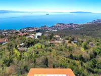 Недвижимость Двухкомнатная квартира Центр: 12