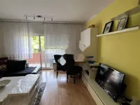 Недвижимость Квартира на первом этаже, Побри: 1