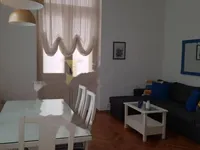 Недвижимость Четырехкомнатная квартира, Центр: 2