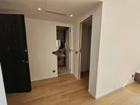 Недвижимость Двухкомнатная квартира в центре: 18