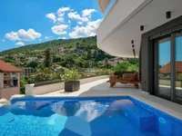 Недвижимость Четырехкомнатная квартира в центре Опатии: 6