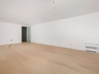 Недвижимость Трёхкомнатная квартира в центре: 3