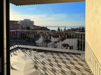 Недвижимость Четырехкомнатная квартира в центре Опатии: 16