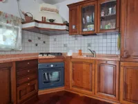 Недвижимость Трехкомнатная квартира в центре: 12