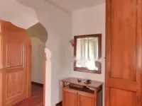 Недвижимость Трехкомнатная квартира в центре: 15