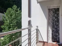 Недвижимость Трехкомнатная квартира в центре: 16