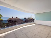 Недвижимость Трехкомнатная квартира Центр: 8