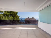 Недвижимость Трехкомнатная квартира Центр: 22