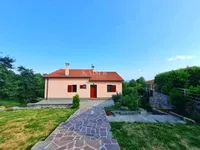 Недвижимость Семейный дом 400 м² в Опатии: 1