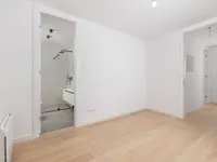 Недвижимость Трехкомнатная квартира, Центр: 19