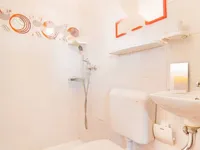 Недвижимость Четырехкомнатная квартира центр: 23