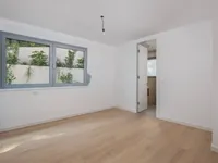 Недвижимость Трехкомнатная квартира в центре: 18