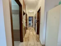 Недвижимость Трехкомнатная квартира, Опатия: 14