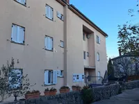 Недвижимость Трехкомнатная квартира в Побри: 2