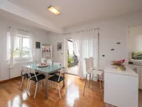 Недвижимость Трёхкомнатная квартира, Центр: 14