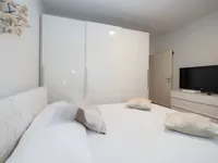 Недвижимость Трёхкомнатная квартира, Центр: 20