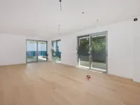 Недвижимость Трёхкомнатная квартира в центре: 1