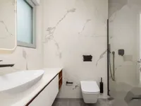 Недвижимость Трёхкомнатная квартира в центре: 10