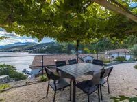 Недвижимость Трёхкомнатная квартира в центре: 1