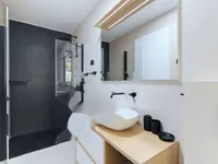 Недвижимость Трёхкомнатная квартира в центре: 7