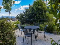 Недвижимость Трёхкомнатная квартира в центре: 16