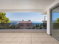 Недвижимость Трёхкомнатная квартира Центр: 4