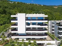 Недвижимость Трёхкомнатная квартира Центр: 5