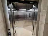 Недвижимость Трехкомнатная квартира в центре: 10