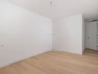 Недвижимость Трехкомнатная квартира, Центр: 7