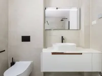 Недвижимость Трехкомнатная квартира, Центр: 16