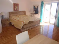 Недвижимость Трехкомнатная квартира в Опатии: 26