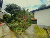 Недвижимость Трехкомнатная квартира в центре: 15