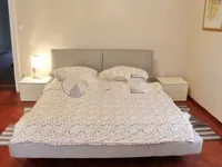 Недвижимость Трехкомнатная квартира Центр: 8