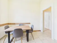 Недвижимость Двухкомнатная квартира в центре: 6