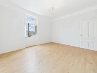 Недвижимость Двухкомнатная квартира в центре: 12