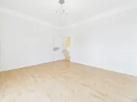 Недвижимость Двухкомнатная квартира в центре: 13