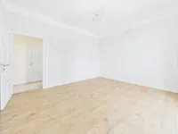 Недвижимость Двухкомнатная квартира в центре: 14