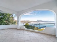 Недвижимость Трехкомнатная квартира в Опатии: 2