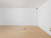 Недвижимость Трехкомнатная квартира в центре: 17