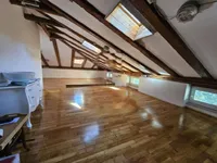 Недвижимость Трехкомнатная квартира в Центре: 9