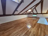 Недвижимость Трехкомнатная квартира в Центре: 10