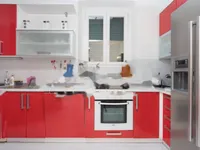 Недвижимость Трехкомнатная квартира в центре: 10