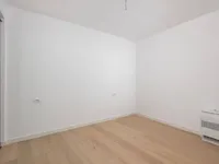 Недвижимость Трёхкомнатная квартира в центре: 13