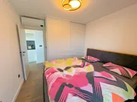 Недвижимость Двухкомнатная квартира в Центре: 9