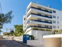 Недвижимость Трехкомнатная квартира Центр: 6