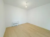 Недвижимость Трехкомнатная квартира Центр: 22