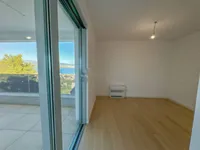 Недвижимость Трехкомнатная квартира Центр: 23